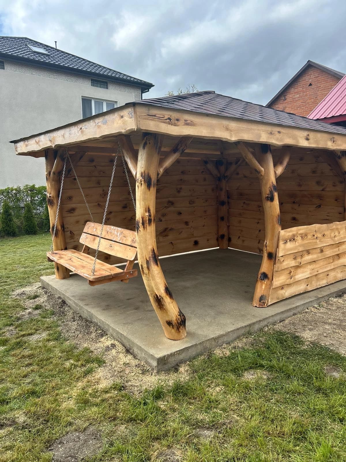 Altana z miejscem wypoczynkowym